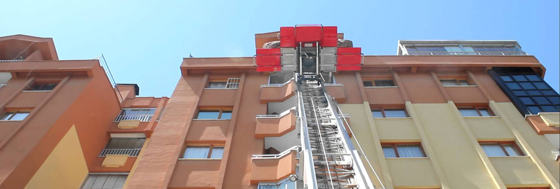 GÜVENLİ, SİGORTALI   